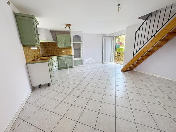 Costes-Gozon (12400) Coup de cœur : maison en pierre rénovée avec terrain proche