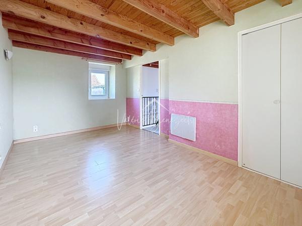 Costes-Gozon (12400) Coup de cœur : maison en pierre rénovée avec terrain proche