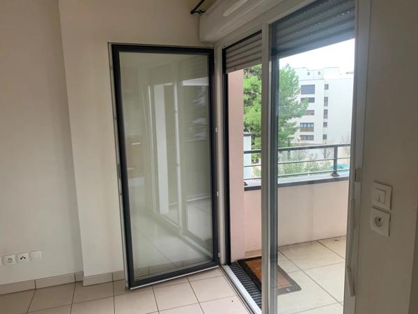 Location                                                      Appartement
                        
                     2 pièces                      40 m2                     à Perpignan
