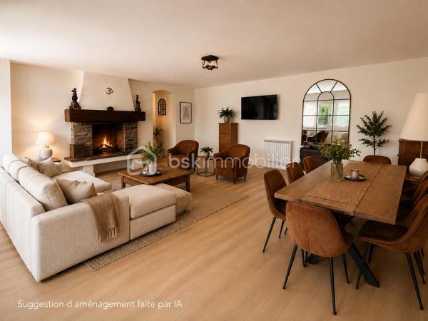 Située à Esson, à 3 min de la dynamique ville de Thury-Harcourt, en plein coeur de la Suisse Normande, cette maison ancienne séduira les amoureux de la pierre et de l'authenticité. Développant 108m2 habitables et environ 130m2 au sol, elle est idéale pour une vie de famille. 

En rez-de-chaussée, vous trouverez une grande cuisine dinatoire de 21m2 environ et une pièce à vivre avec cheminée de plus de 30m2. Les ouvertures côté Sud confèrent à ces deux pièces une belle luminosité. 
Au niveau 1, en rez-de-jardin, un couloir parqueté dessert une grande chambre très lumineuse équipée de placards intégrés, rénovée avec goût et pleine de cachet, une salle de bain avec baignoire et buanderie, des WC indépendants. A ce niveau, une porte vous permet d'accéder au jardin situé derrière la maison et à une terrasse couverte. 
Par un demi-palier, vous accéderez à une deuxième grande chambre de plus de 14m2 habitables . 
Au dernier niveau, sous combles, une très jolie chambre pleine de charme, offrant une magnifique vue sur la campagne et bientôt dotée de sa propre salle d'eau avec WC !! 
Vous l'aurez compris, cette maison allie à merveille le charme de l'ancien et les équipements modernes ; les panneaux photovoltaïques et le chauffe-eau thermodynamique garantissent une économie d'énergie significative. Les menuiseries en PVC double vitrage à isolation renforcée ainsi que les volets roulants offrent, quant à eux, un confort moderne à cette maison. 

A l'extérieur, plusieurs parcelles permettent de laisser libre court à vos futurs projets. En effet, derrière la maison, sans aucun vis à vis, vous jouirez d'un jardin d'environ 400m2 avec grand abris de jardin sur dalle  béton . En face de la maison, plusieurs parcelles pour une contenance totale de 541m2. 

Les atouts de ce bien : 
- Cachet et charme de l'ancien 
- Equipements ( chauffe-eau thermodynamique, panneaux solaires, menuiseries PVC, volets roulants)
- A quelques minutes des commerces et écoles , 25 min de Caen 
- Suite parentale au niveau 2 
- Au calme, en impasse 

Quelques travaux de finitions et d'embellissement de la façade sont à prévoir pour redonner tout son cachet à cette jolie maison du XIXème, nous vous proposons quelques suggestions afin de mieux vous projeter.