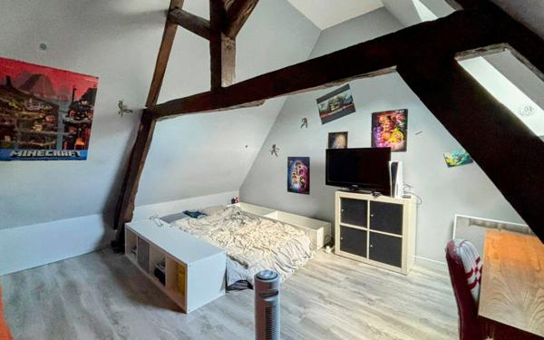 Maison à vendre    5 pièces •  Crépy