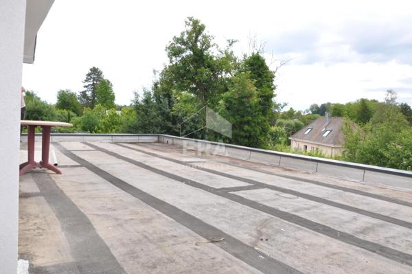 Spacieux T3 rénové de 71 m² situé à École Valentin