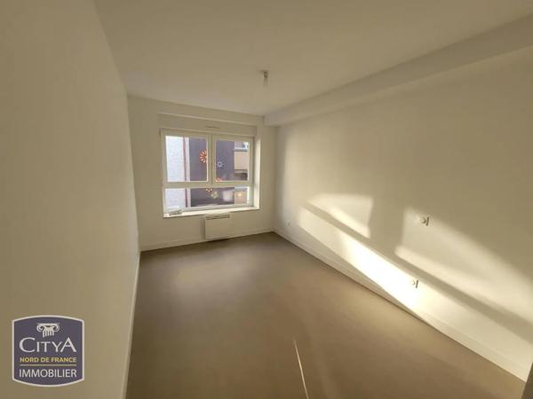 Appartement à louer 3 pièces 67.4m² Boulogne-sur-Mer (62200)