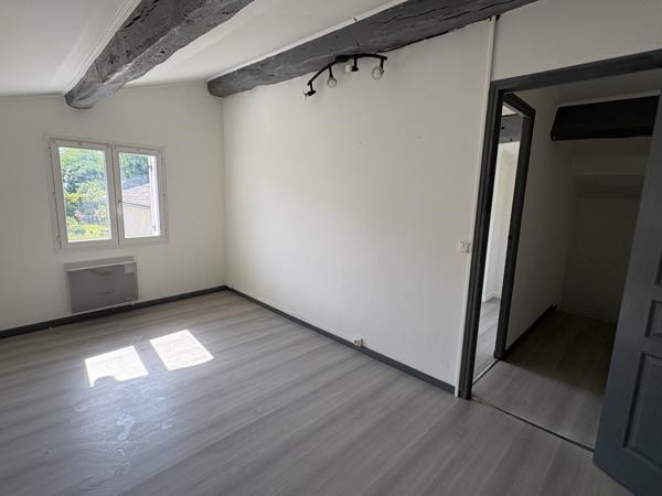 Maison 3 pièce(s) 2 chambre(s) 75 m²