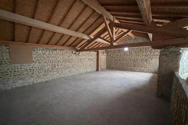 Maison à louer à Arthémonay (26260)