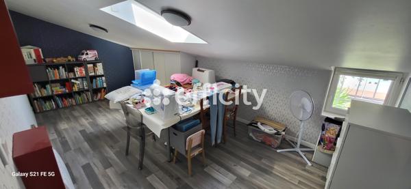 Maison 7 pièces - 144 m²