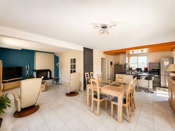 Spacieuse maison familiale 5 chambres et vie de plain pied - BAGNEUX