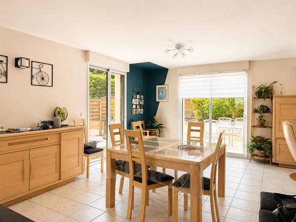 Spacieuse maison familiale 5 chambres et vie de plain pied - BAGNEUX