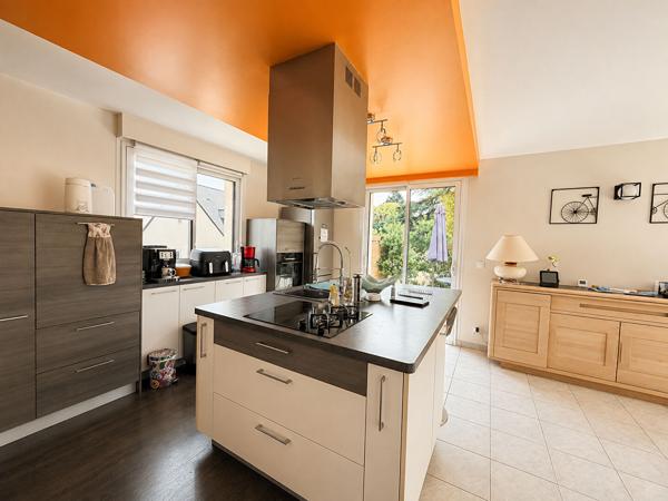 Spacieuse maison familiale 5 chambres et vie de plain pied - BAGNEUX