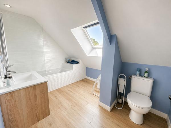 Spacieuse maison familiale 5 chambres et vie de plain pied - BAGNEUX