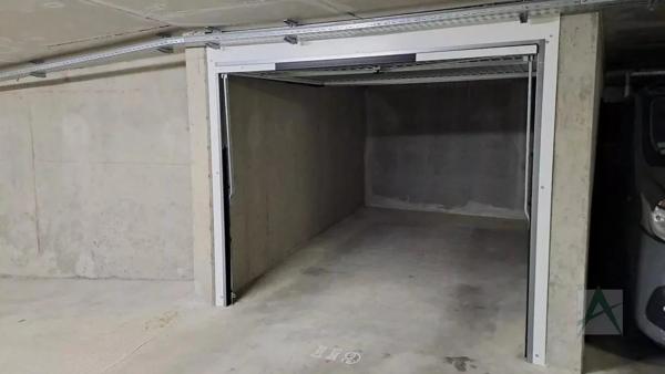 Parking / Box à louer à Chambéry (73000)