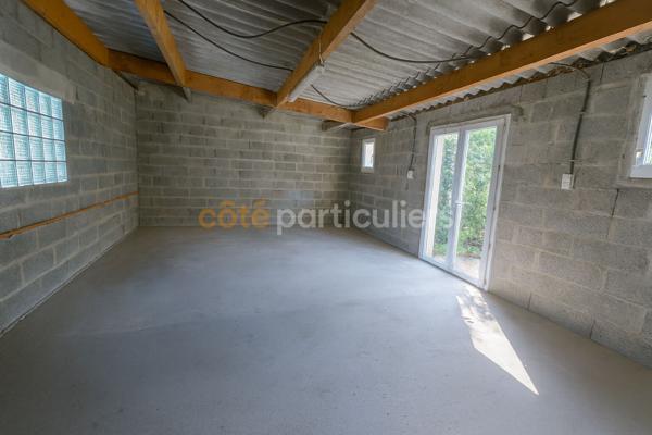Vente Maison121 m² - 8 Pièces - SAINT MICHEL EN L HERM (85580)