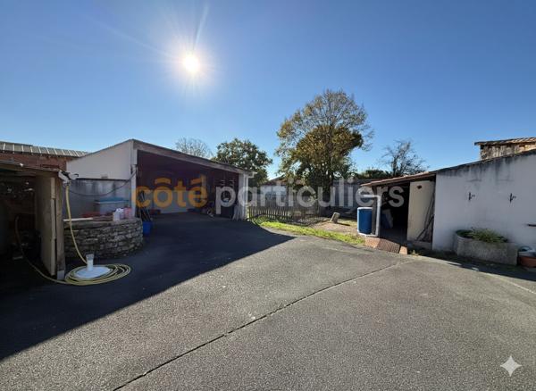 Vente Maison121 m² - 8 Pièces - SAINT MICHEL EN L HERM (85580)