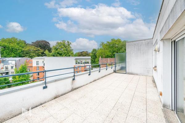 Appartement à vendre 4 pièces 102m² Valenciennes (59300)