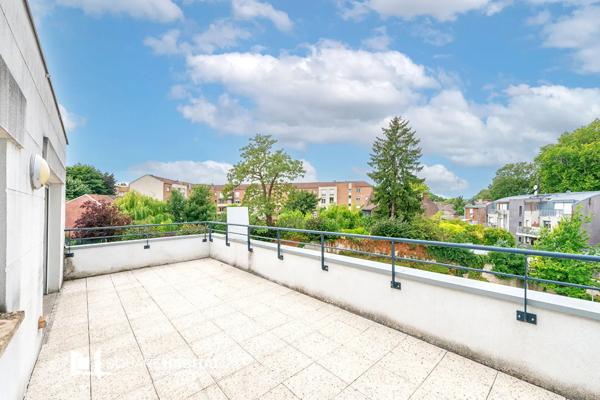 Appartement à vendre 4 pièces 102m² Valenciennes (59300)