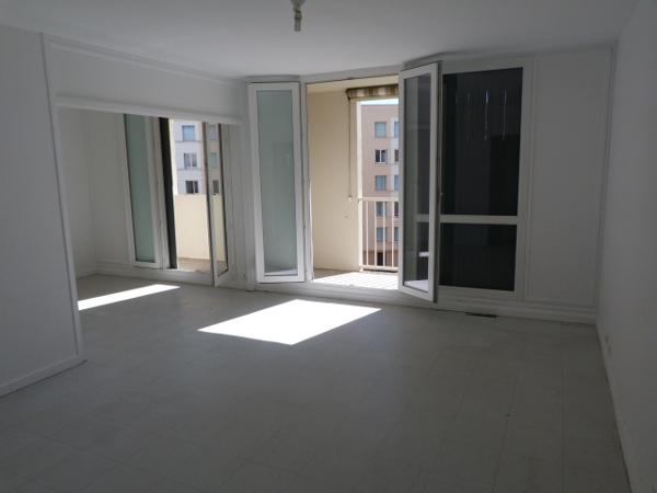 Appartement 3 pièces à louer à Aubenas - Quartier Paillouse - Baza