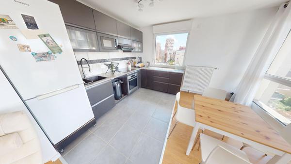 Appartement Ivry Sur Seine 3 pièces 65 m2 - Balcon - Vue panoramique