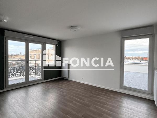 Location Studio 30.71 m² - 30 34 RUE JEAN JAURES Arnouville 95400