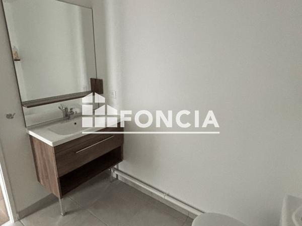 Location Studio 30.71 m² - 30 34 RUE JEAN JAURES Arnouville 95400