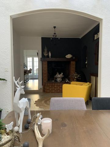 EXCLUSIVITÉ : Aÿ Champagne Grande maison rénovée avec goût de 170 m² et ses splendides combles aménagées