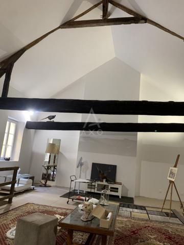 EXCLUSIVITÉ : Aÿ Champagne Grande maison rénovée avec goût de 170 m² et ses splendides combles aménagées