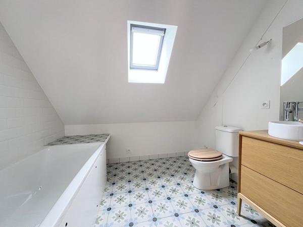 Maison - Savigné L'Evêque - 8 pièce(s) - 151 m²