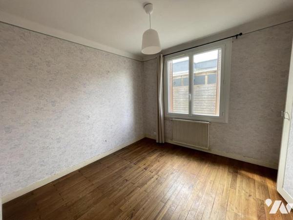 A VENDRE - MAISON  74 m² secteur Naudières