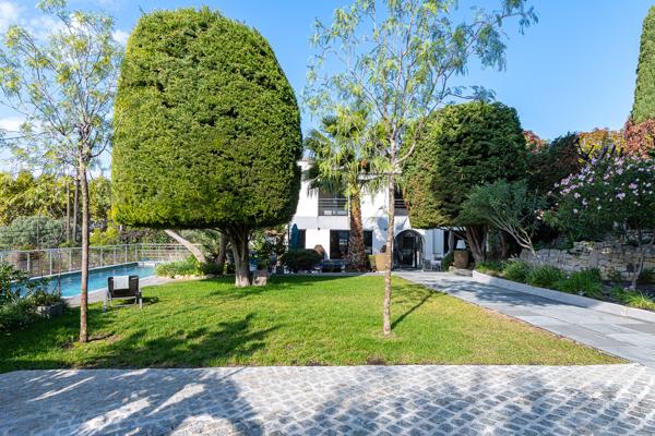 Marseille (13007) Superbe Maison 217m2, Piscine,Garage, Roucas - Endoume