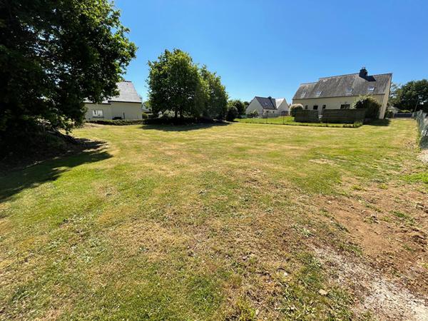 Terrain de 861 m² au calme avec belle exposition Sud