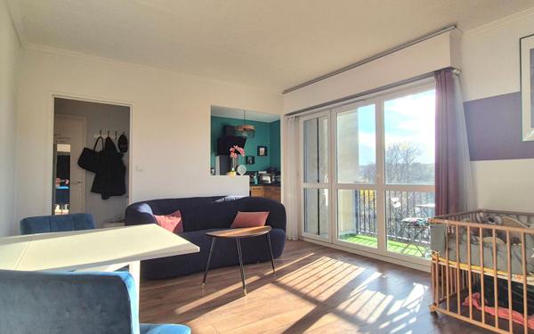 Appartement à vendre    2 pièces • 42,01 m2 Épinay-sous-Sénart