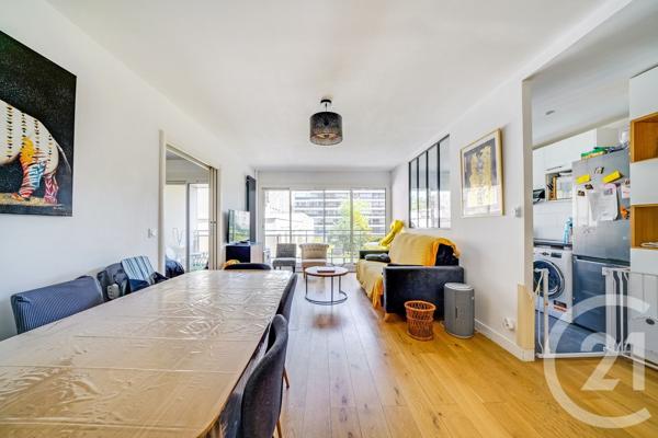 Appartement F3 à vendre  3 pièces - 62,05 m 2   PARIS  - 75015