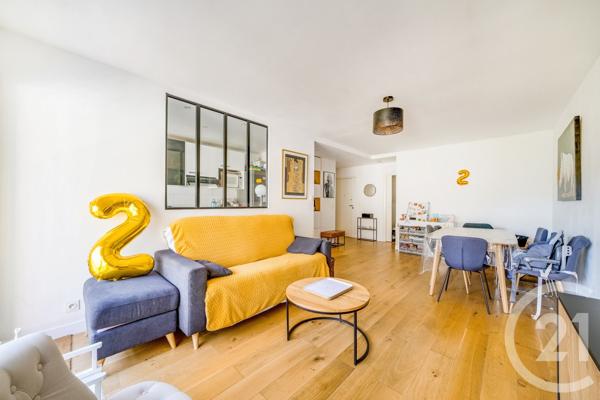 Appartement F3 à vendre  3 pièces - 62,05 m 2   PARIS  - 75015