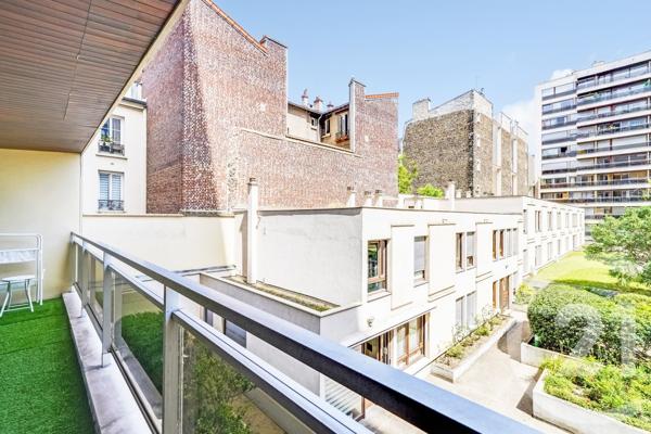 Appartement F3 à vendre  3 pièces - 62,05 m 2   PARIS  - 75015