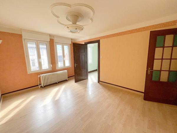 Maison à vendre    3 pièces •  La Broque