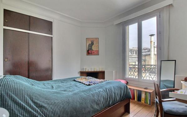Appartement à vendre    3 pièces • 58,15 m2 Paris 14