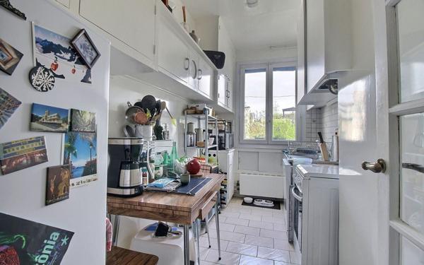 Appartement à vendre    3 pièces • 58,15 m2 Paris 14