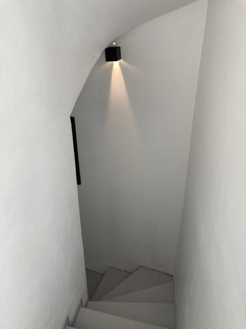 Ancien corps de ferme 425 m2 avec cour intérieure Roquemaure (30150)