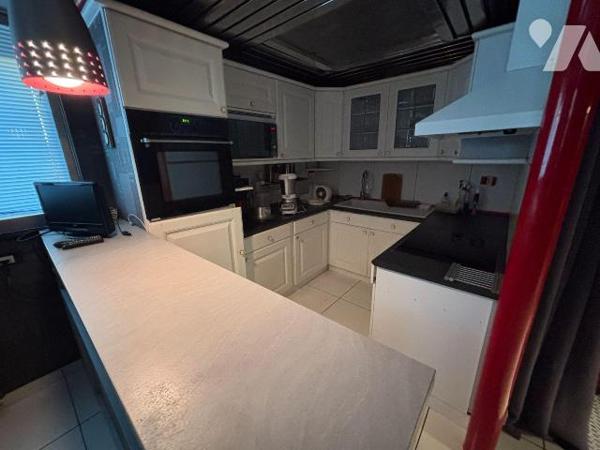 A VENDRE, Gironde, Bordeaux Cauderan, quartier Les Maréchaux, sur un terrain de 247 m², maison ...