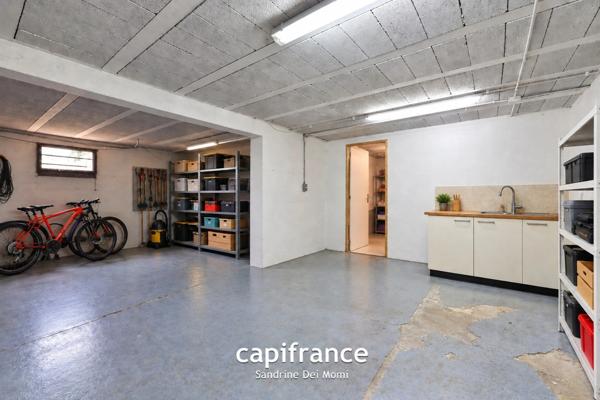 SOUCIEU EN JARREST - Maison de 98,50m² avec sous sol aménageable - Garage/atelier