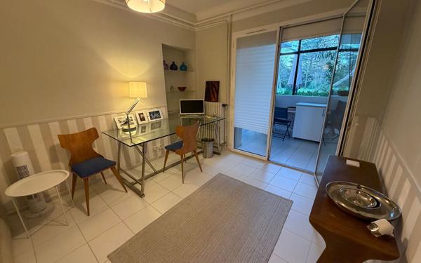 Maison à vendre    7 pièces • 196 m2 Avignon