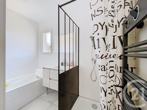 Maison à vendre  4 pièces - 106,22 m 2   LA TESTE DE BUCH  - 33