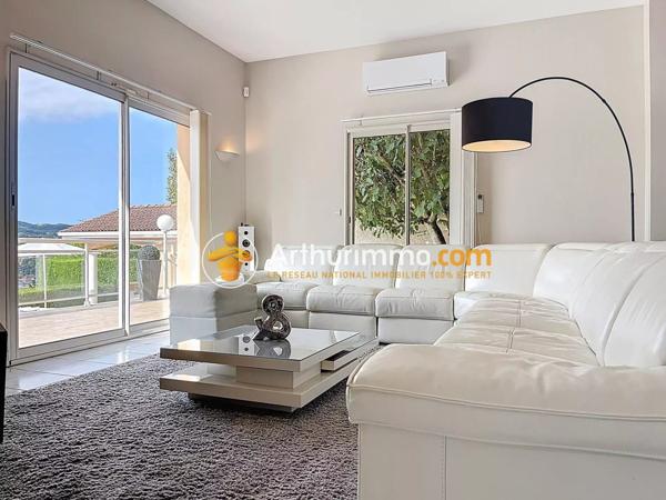 Vente Maison 6 pièces 205 m2 à Bourgoin-Jallieu