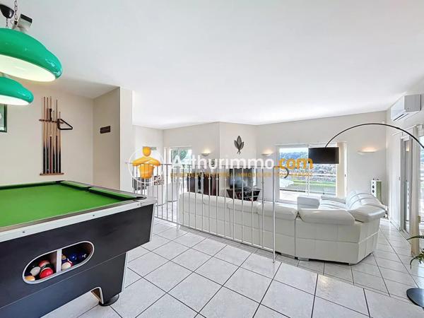 Vente Maison 6 pièces 205 m2 à Bourgoin-Jallieu