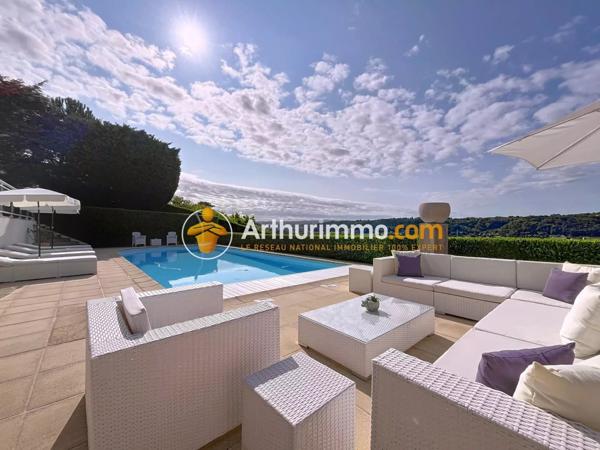 Vente Maison 6 pièces 205 m2 à Bourgoin-Jallieu