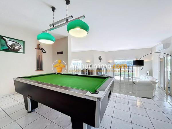 Vente Maison 6 pièces 205 m2 à Bourgoin-Jallieu