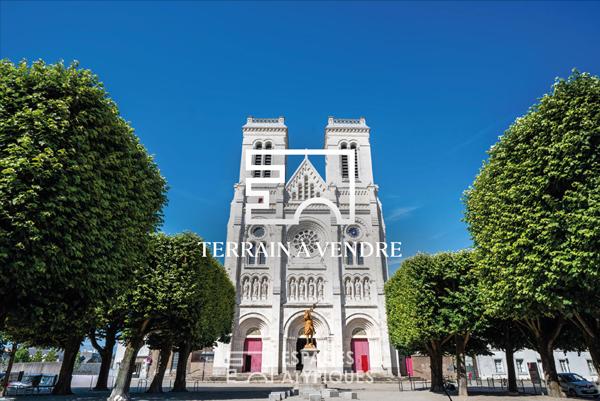 Terrain exclusif et verdoyant au coeur de Saint-Donatien