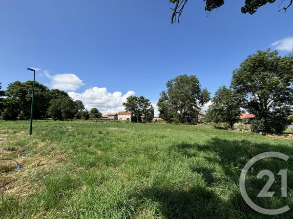 Terrain à vendre  820 m2 CAYRES - 43