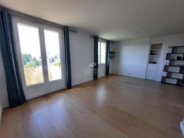Appartement Saint Germain En Laye 3 pièce(s) 59.70 m2 Loyer 1 190 €/mois charges comprises **  - Référence  18572