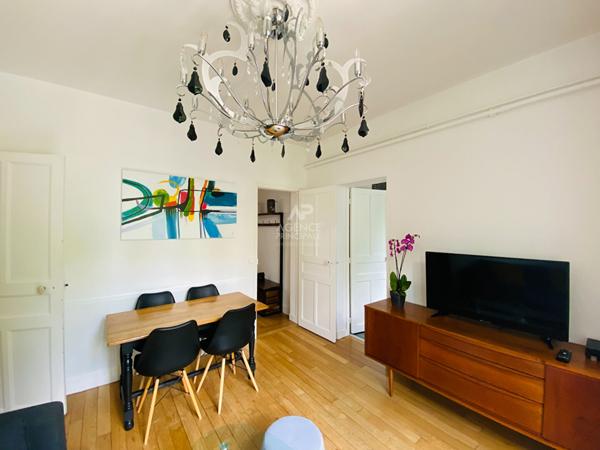 "Versailles Clagny" Bel appartement meublé refait à neuf de 3 pièces de 60 m2 ! Loyer 1 777 €/mois charges comprises **  - Référence  19752