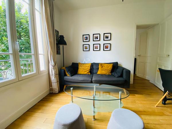 "Versailles Clagny" Bel appartement meublé refait à neuf de 3 pièces de 60 m2 ! Loyer 1 777 €/mois charges comprises **  - Référence  19752